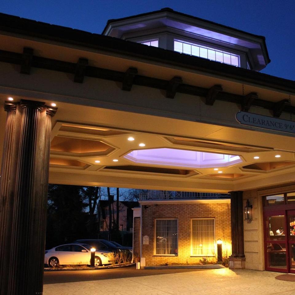 Norwalk Inn & Conference Center Exterior photo